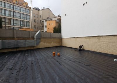 impermeabilización de tejado en comunidad de vecinos